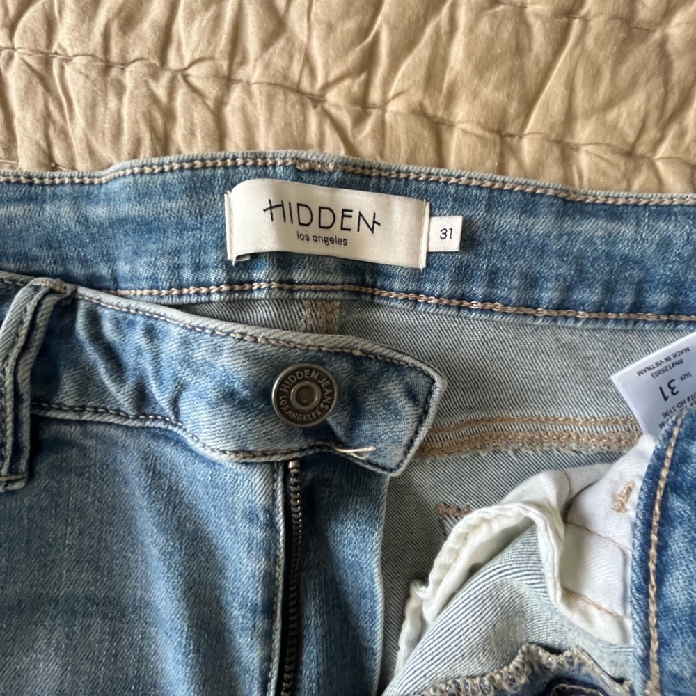 Hidden Jeans - image 3